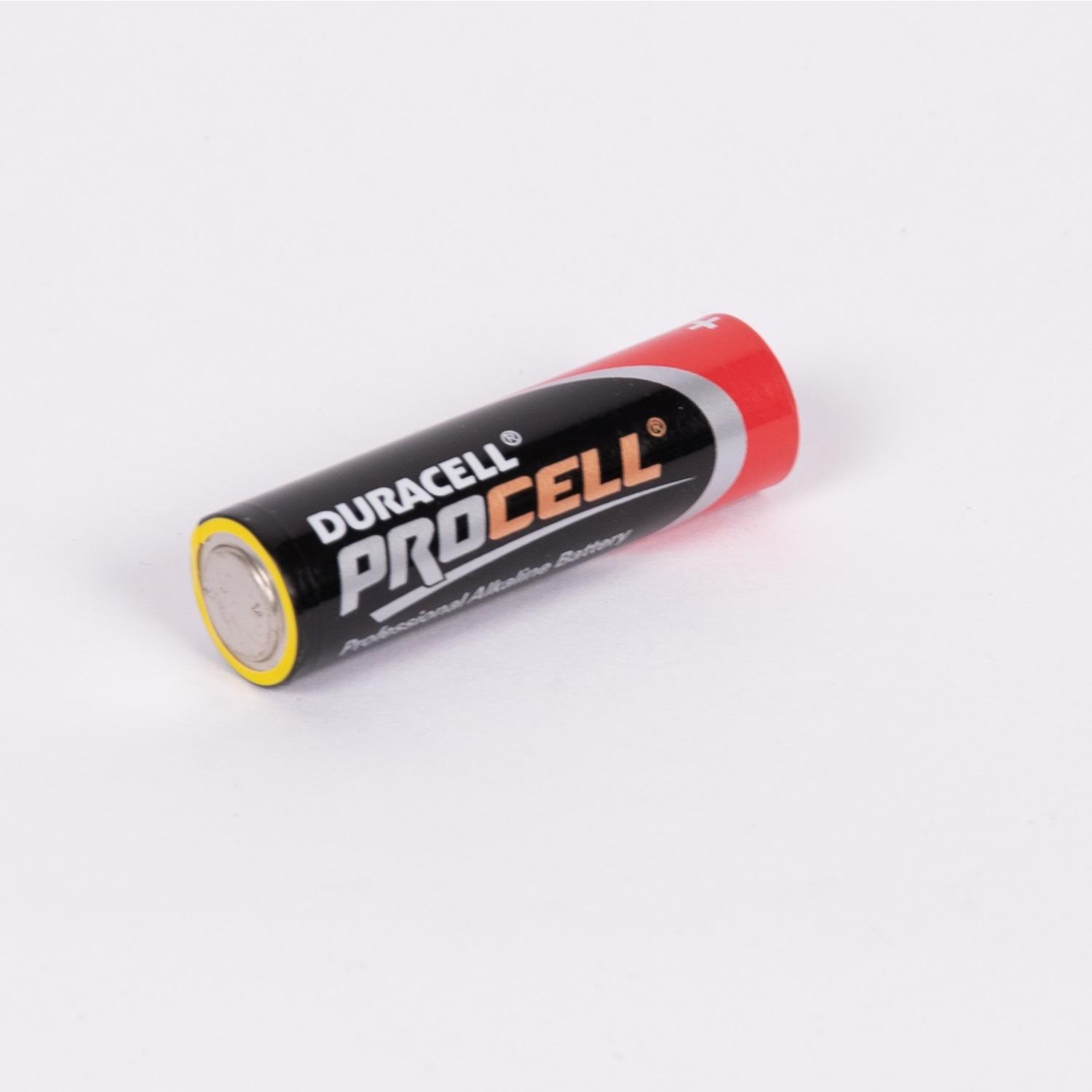 Batterien und Akkus