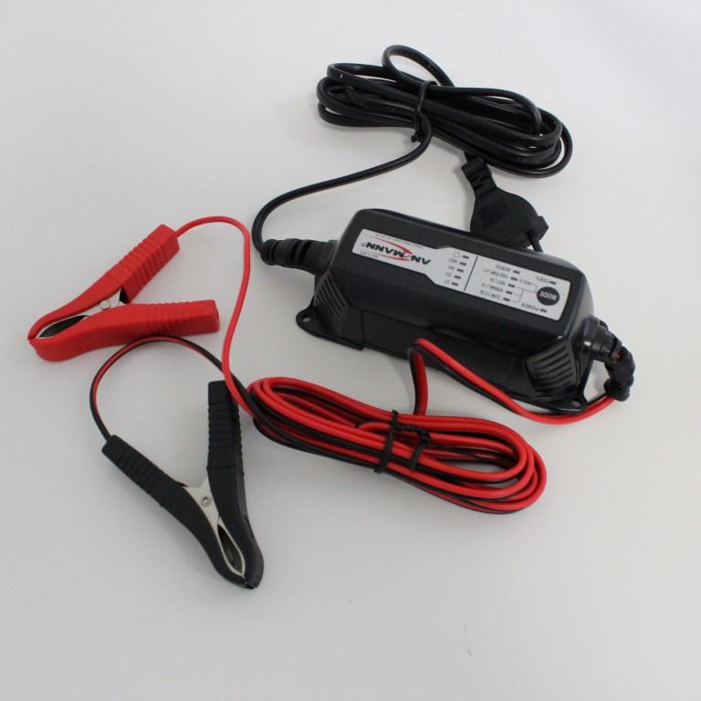 Batterien und Akkus